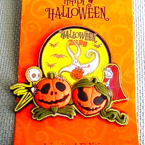 Disney Jewelry - DISNEYLAND HAPPY HALLOWEEN LIMITED EDITION PIN